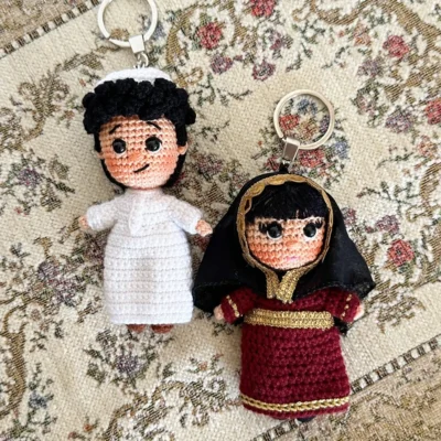 تفاصيل تطريز تعليقة أموجرومي صناعة يدوية في قطر